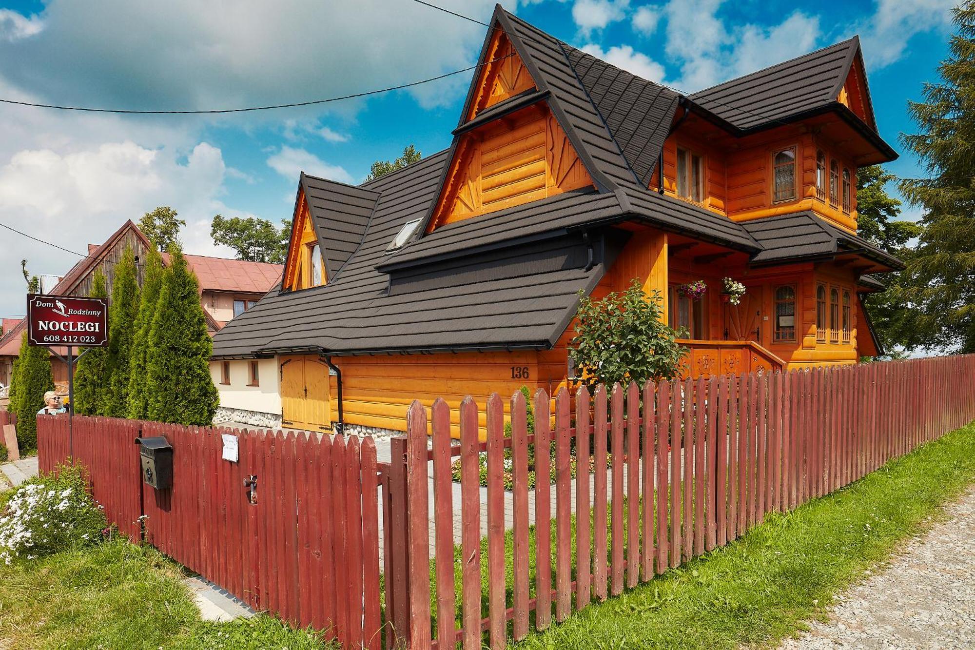 Dom Rodzinny Zab Exteriör bild